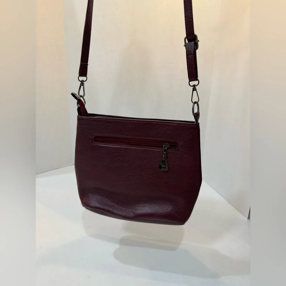 Jingpindaishu Burgundy Leather Crossbody Purse Multi-Compartment Slightly Used - Picture 11 of 11